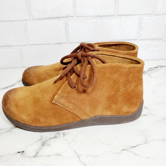 ❤4/25! Born Boys Nigel Mario Suede Chukka Boots - Picture 4 of 8